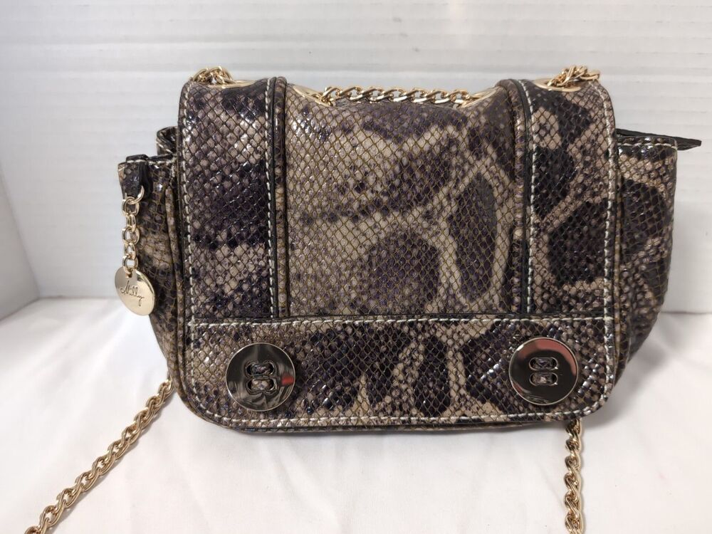 MILLY CROSSBODY BAG Magnet close Vinyl exterior suede flap